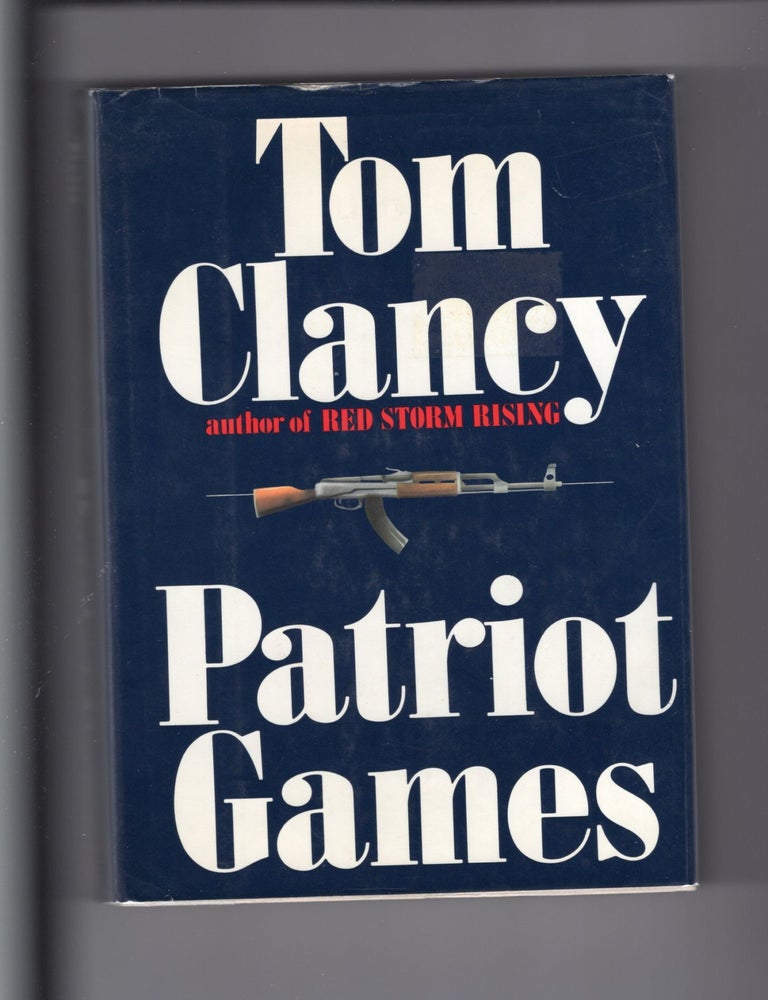 Item #9032694 Patriot Games. Tom Clancy.